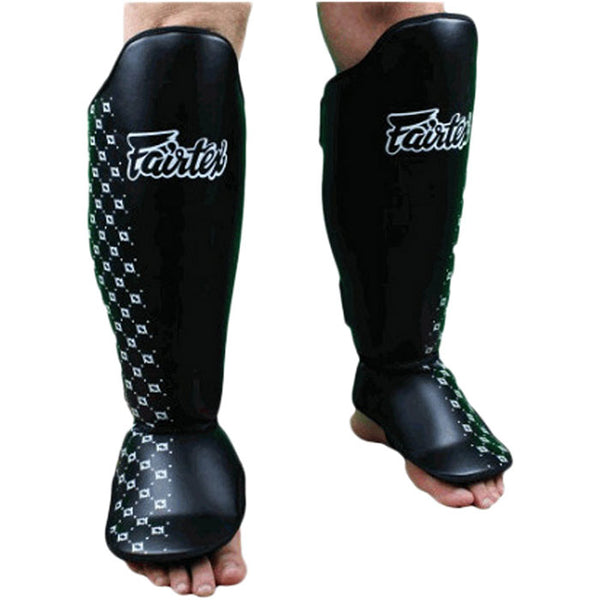 Fairtex Muay Thai shin guard Ringsport