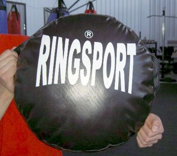 Round punching pad